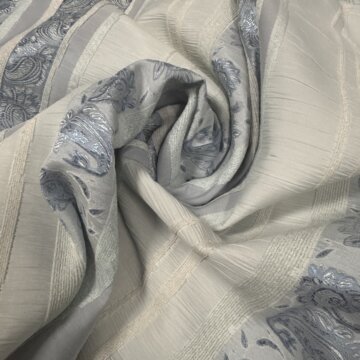 Last Chance To Buy Italian Rayon 2.5mts for £10