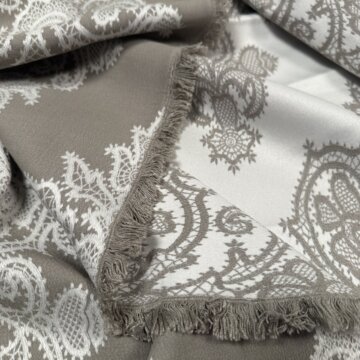 Last Chance To Buy 1.80mts for £12 Italian Cloque