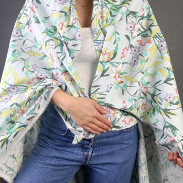 Pretty Flowers Linen, Cotton & Spandex