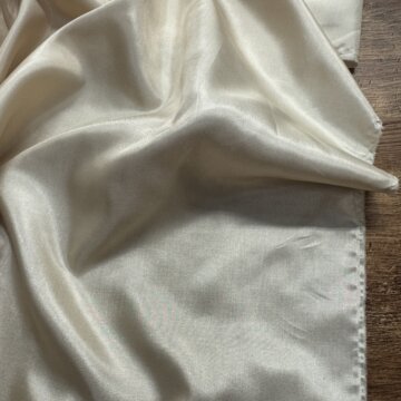 Cream Polyester Lining