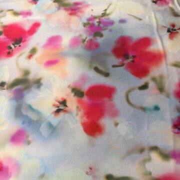 Last Chance To Buy Italian Crepe De Chine 1.1mts for £4.00