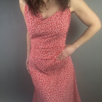 The Crinkle Jersey of The Spring Red