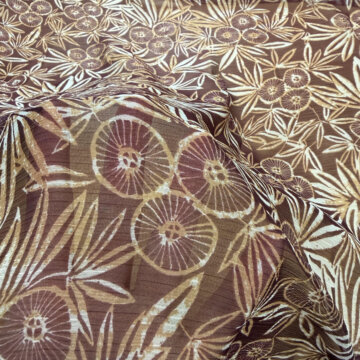 Last Chance To Buy Crinkled Polyester Chiffon 5.5mts for £11